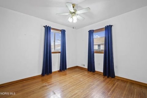 Tiny photo for 5219 302nd Street, Toledo, OH 43611 (MLS # 10005228)