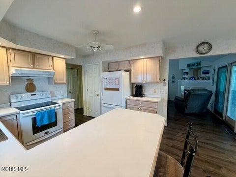 Tiny photo for 5721 Brook Cliffe Road, Toledo, OH 43614 (MLS # 10012277)