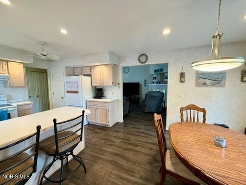 Tiny photo for 5721 Brook Cliffe Road, Toledo, OH 43614 (MLS # 10012277)