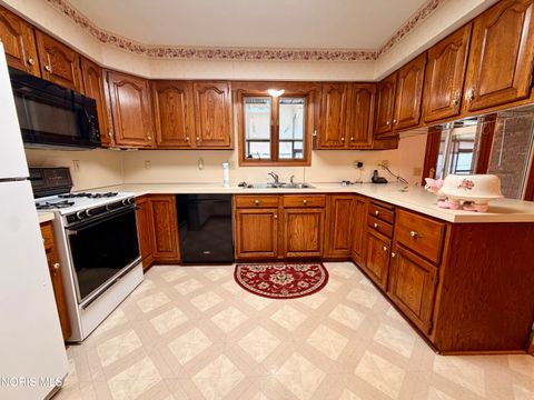 Tiny photo for 603 Chinook Avenue, Defiance, OH 43512 (MLS # 10004499)