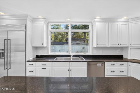Tiny photo for 409 Newdale Drive, Bryan, OH 43506 (MLS # 10014440)