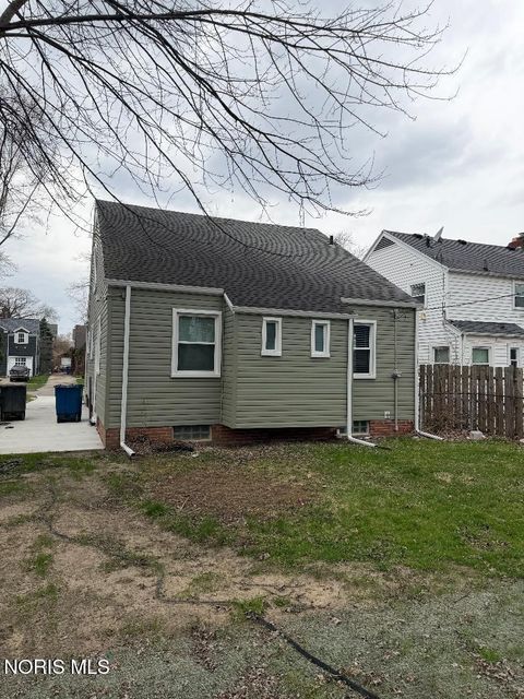 Tiny photo for 2668 Powhattan Parkway, Toledo, OH 43606 (MLS # 10006055)