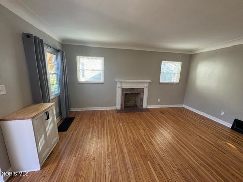 Tiny photo for 2668 Powhattan Parkway, Toledo, OH 43606 (MLS # 10006055)