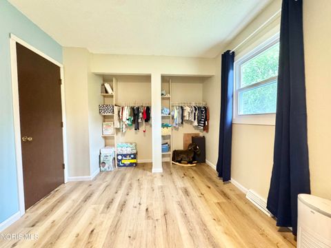 Tiny photo for 4923 Laurentide Lane, Toledo, OH 43614 (MLS # 10008093)