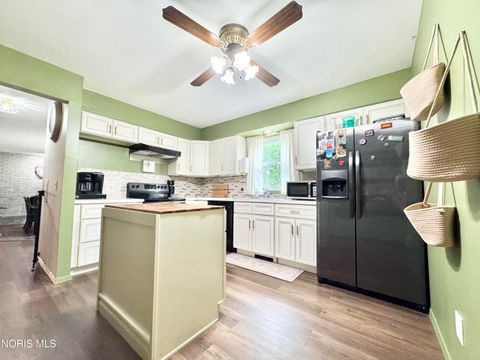 Tiny photo for 4923 Laurentide Lane, Toledo, OH 43614 (MLS # 10008093)