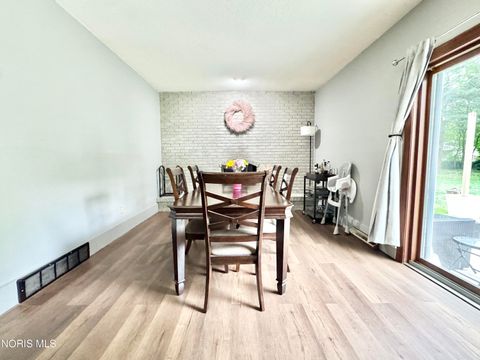 Tiny photo for 4923 Laurentide Lane, Toledo, OH 43614 (MLS # 10008093)