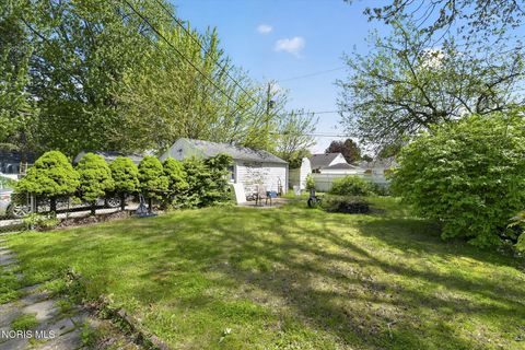 Tiny photo for 4136 Rohr Drive, Toledo, OH 43613 (MLS # 10007343)