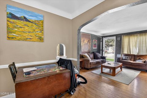 Tiny photo for 4136 Rohr Drive, Toledo, OH 43613 (MLS # 10007343)