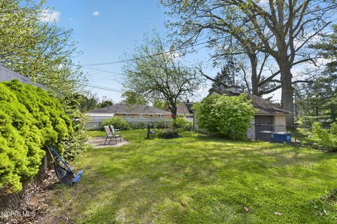 Tiny photo for 4136 Rohr Drive, Toledo, OH 43613 (MLS # 10007343)