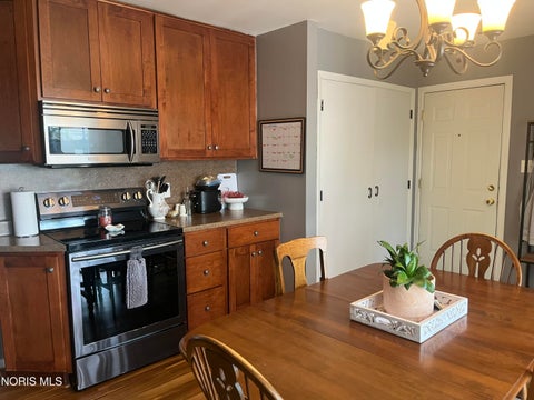 Tiny photo for 204 John Street, Bryan, OH 43506 (MLS # 10013125)