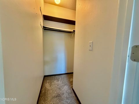 Tiny photo for 2704 Westcastle Drive #4, Toledo, OH 43615 (MLS # 10007985)