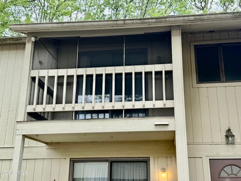Tiny photo for 2704 Westcastle Drive #4, Toledo, OH 43615 (MLS # 10007985)