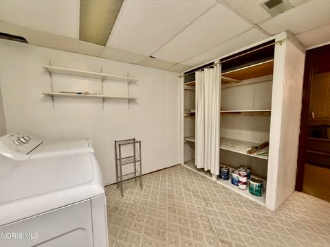 Tiny photo for 2704 Westcastle Drive #4, Toledo, OH 43615 (MLS # 10007985)