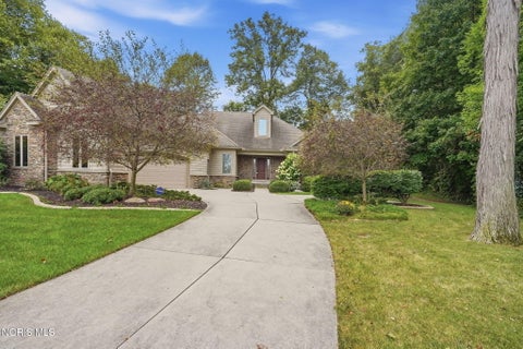Tiny photo for 4068 Deer Ravine Court, Maumee, OH 43537 (MLS # 10013525)