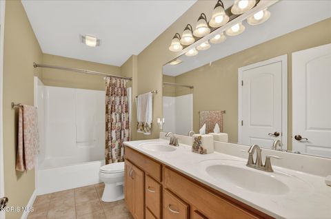 Tiny photo for 6137 Secluded Court, Sylvania, OH 43560 (MLS # 10005842)