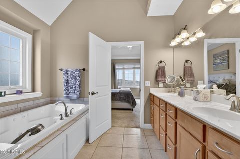 Tiny photo for 6137 Secluded Court, Sylvania, OH 43560 (MLS # 10005842)