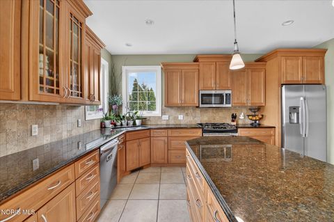 Tiny photo for 6137 Secluded Court, Sylvania, OH 43560 (MLS # 10005842)