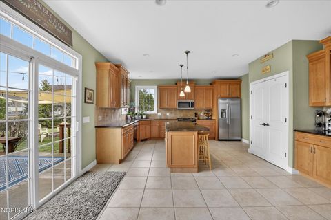 Tiny photo for 6137 Secluded Court, Sylvania, OH 43560 (MLS # 10005842)