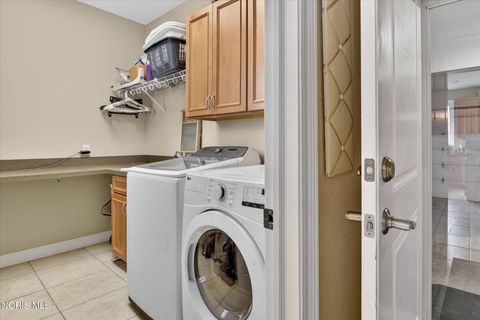 Tiny photo for 6137 Secluded Court, Sylvania, OH 43560 (MLS # 10005842)