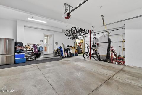 Tiny photo for 6137 Secluded Court, Sylvania, OH 43560 (MLS # 10005842)