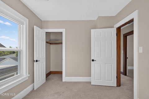 Tiny photo for 147 Eagle Point Road, Rossford, OH 43460 (MLS # 10013891)