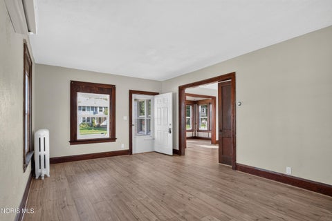Tiny photo for 147 Eagle Point Road, Rossford, OH 43460 (MLS # 10013891)