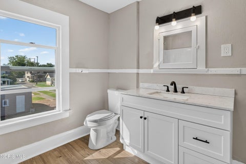 Tiny photo for 147 Eagle Point Road, Rossford, OH 43460 (MLS # 10013891)