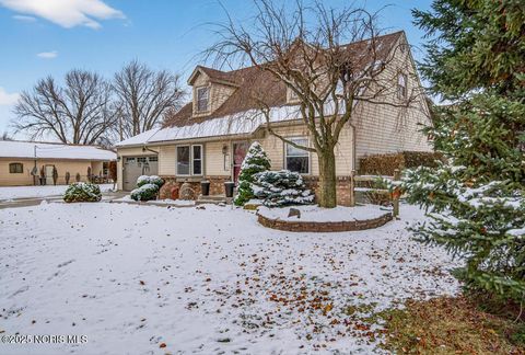 1979 Beachcraft Drive Northwood OH 43619