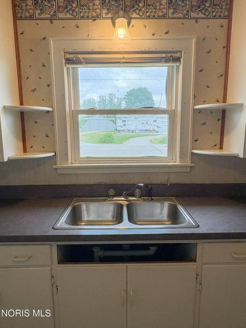 Tiny photo for 405 West Avenue, Curtice, OH 43412 (MLS # 10009002)