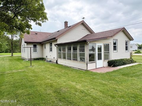 Tiny photo for 405 West Avenue, Curtice, OH 43412 (MLS # 10009002)