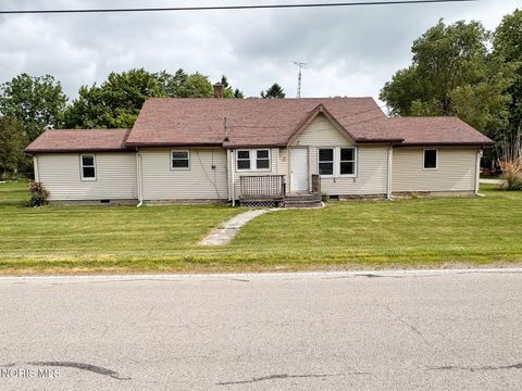 Photo of 405 West Avenue, Curtice, OH 43412 (MLS # 10009002)