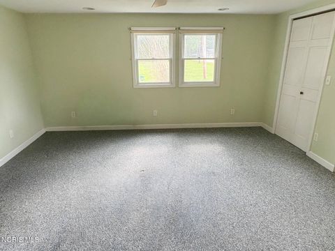 Tiny photo for 405 West Avenue, Curtice, OH 43412 (MLS # 10009002)