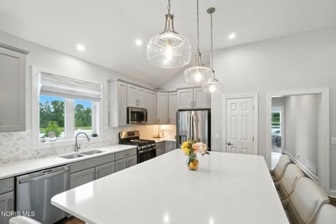 Tiny photo for 3823 Bearcat Way, Findlay, OH 45840 (MLS # 10005959)