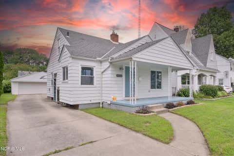 Photo of 1394 Wildwood Road, Toledo, OH 43614 (MLS # 10011935)