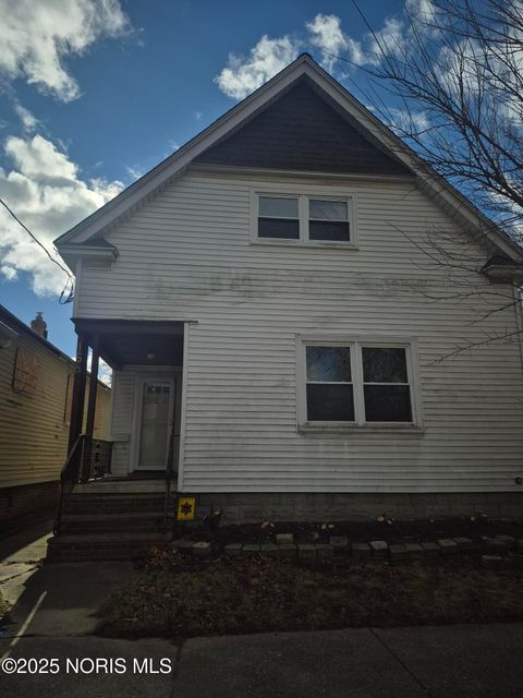 168 Dexter Street Toledo OH 43608