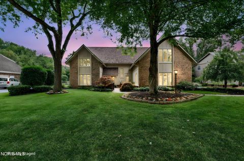 Photo of 5303 Spring Creek Lane, Sylvania, OH 43560 (MLS # 10008687)
