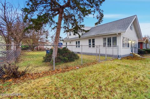 Tiny photo for 1844 Berkshire Place, Toledo, OH 43613 (MLS # 10003005)