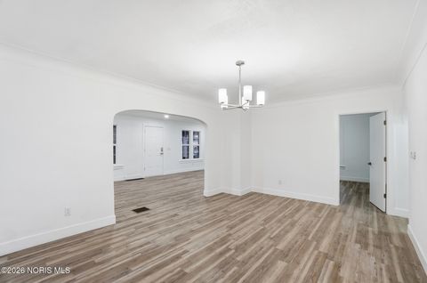 Tiny photo for 1844 Berkshire Place, Toledo, OH 43613 (MLS # 10003005)