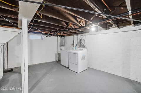 Tiny photo for 1844 Berkshire Place, Toledo, OH 43613 (MLS # 10003005)