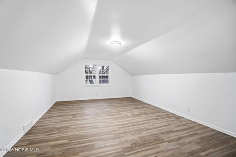 Tiny photo for 1844 Berkshire Place, Toledo, OH 43613 (MLS # 10003005)