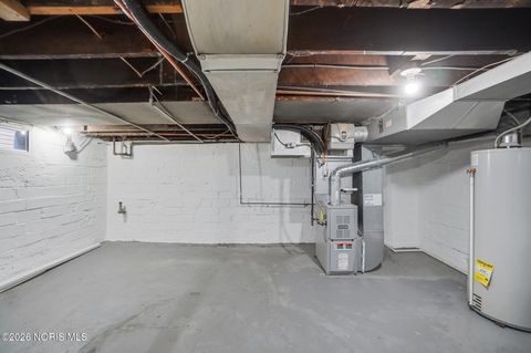 Tiny photo for 1844 Berkshire Place, Toledo, OH 43613 (MLS # 10003005)