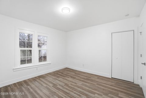 Tiny photo for 1844 Berkshire Place, Toledo, OH 43613 (MLS # 10003005)