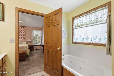 Tiny photo for 15940 Forest Lane, Findlay, OH 45840 (MLS # 10010245)
