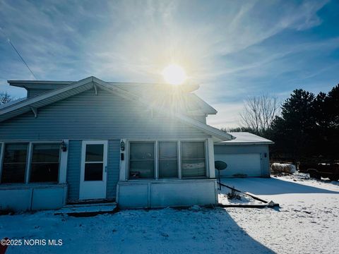 Tiny photo for 20711 Ohio 613, Fostoria, OH 44830 (MLS # 10002396)