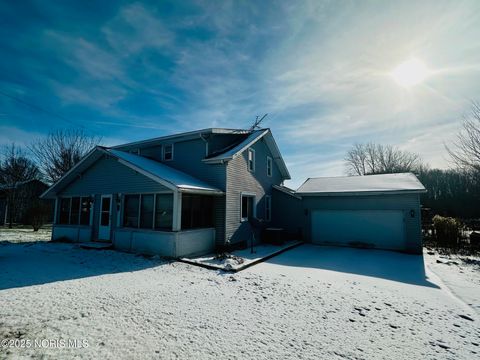 Tiny photo for 20711 Ohio 613, Fostoria, OH 44830 (MLS # 10002396)