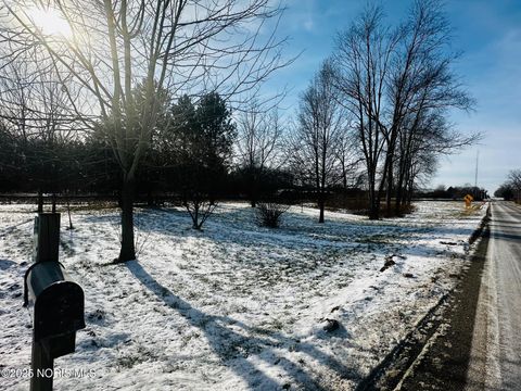 Tiny photo for 20711 Ohio 613, Fostoria, OH 44830 (MLS # 10002396)