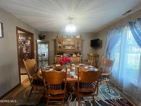 Tiny photo for 207 Illinois Drive, Bryan, OH 43506 (MLS # 10010870)