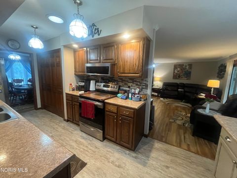 Tiny photo for 207 Illinois Drive, Bryan, OH 43506 (MLS # 10010870)