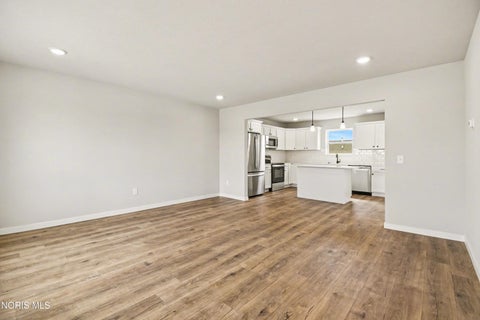 Tiny photo for 1083 Lakeside Lane, Oregon, OH 43616 (MLS # 10012655)