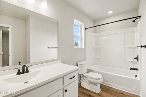 Tiny photo for 1083 Lakeside Lane, Oregon, OH 43616 (MLS # 10012655)